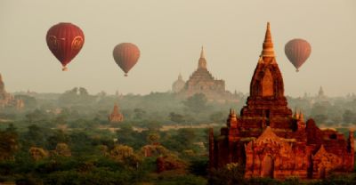 The magic of hot air ballooning in Bagan